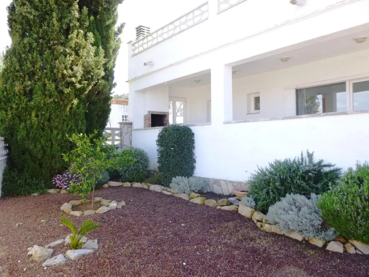 Modern Holiday Home With Private Terrace In Roses Spain
