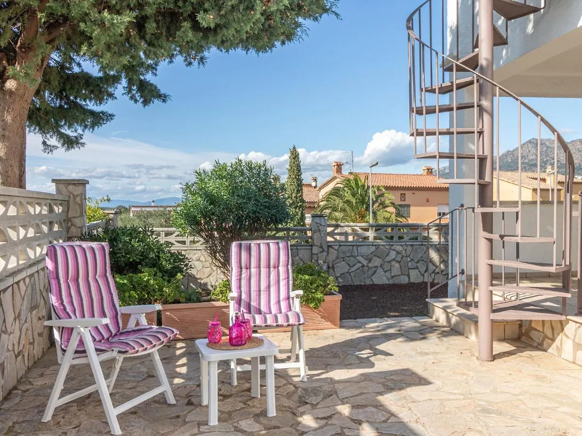 Modern Holiday Home With Private Terrace In Roses Spain