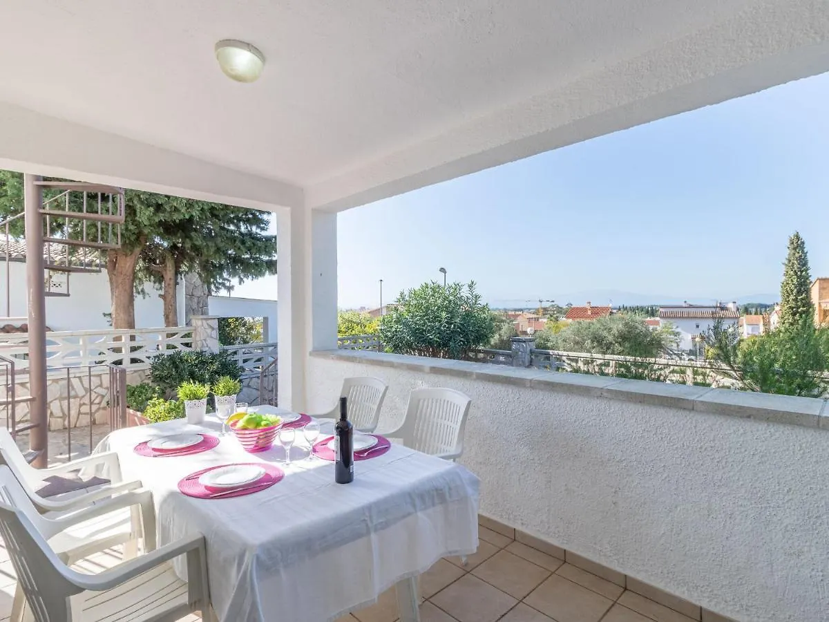 Modern Holiday Home With Private Terrace In Roses Spain