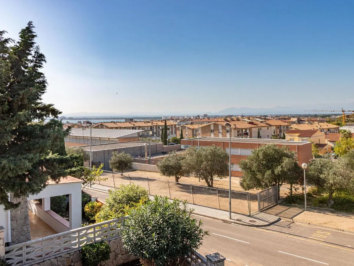 Modern Holiday Home With Private Terrace In Roses Spain