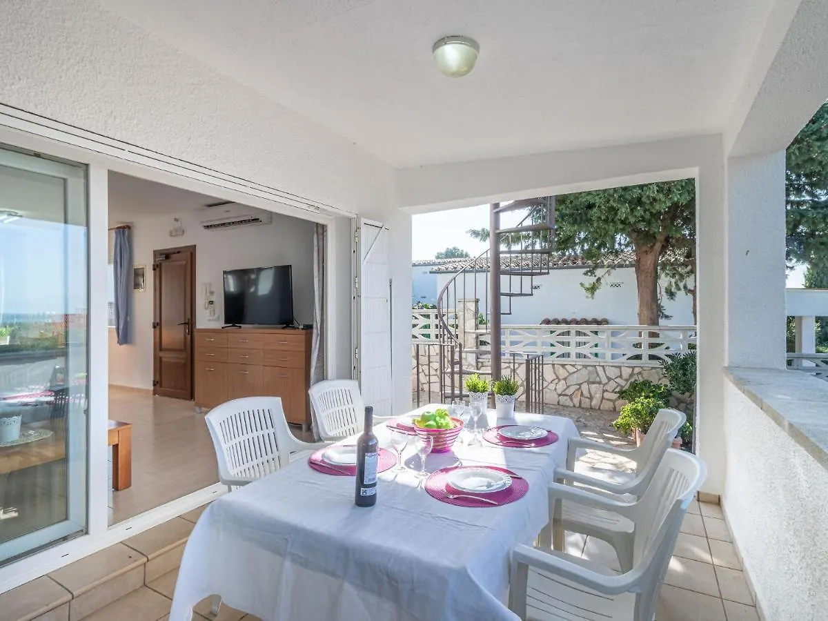 Modern Holiday Home With Private Terrace In Roses Spain 0*,